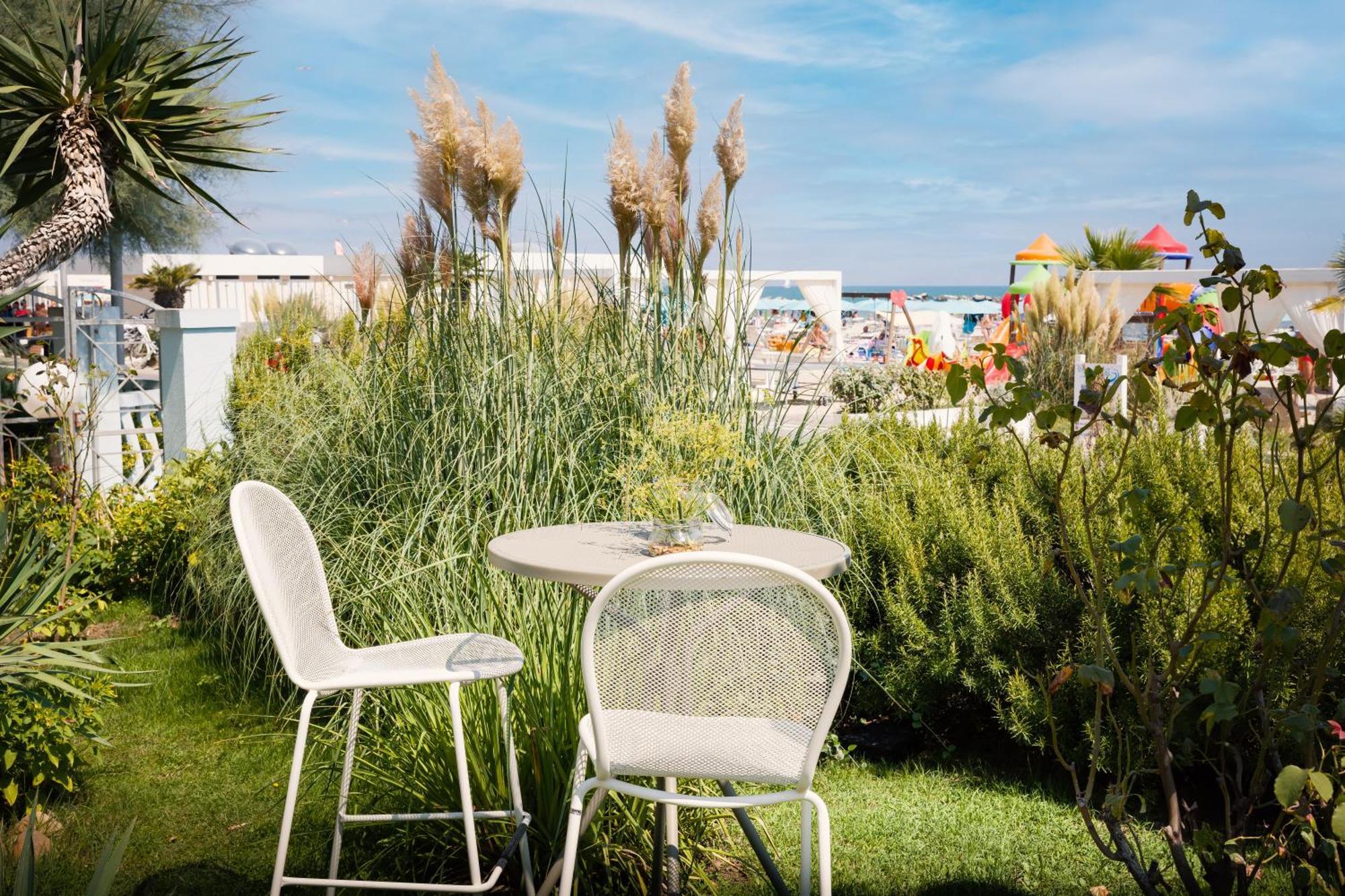 Hotel Eliseo Bellaria-Igea Marina Exterior foto